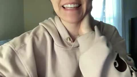 maddyhasyummypussy online show from March 7, 4:07 pm