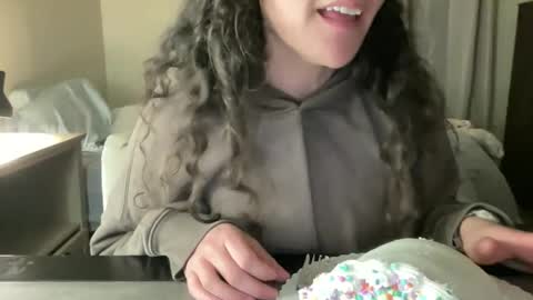 maddyhasyummypussy online show from March 5, 12:41 am