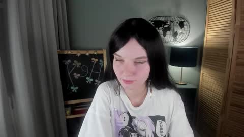 madelaines online show from November 19, 9:41 am