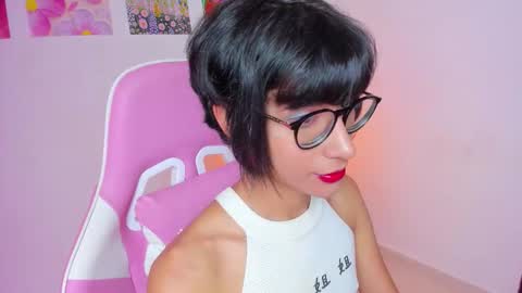 Madeline  online show from March 8, 5:33 am