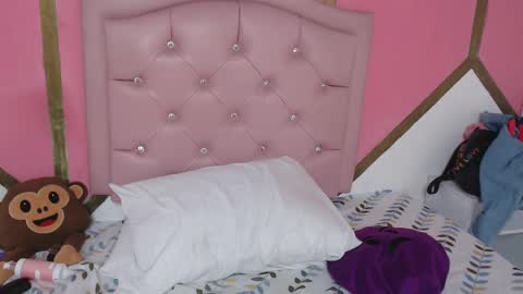 Madeline online show from February 21, 8:16 pm