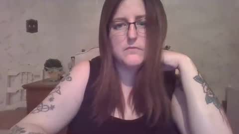 madelinebeau online show from April 5, 4:09 am