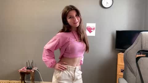 Alice online show from June 5, 1:27 pm