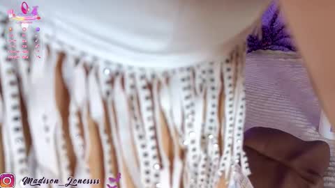    online show from October 15, 7:26 pm