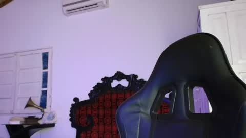 Ig madis0nbyers online show from April 14, 1:09 am