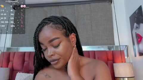 Madisson Lopez online show from April 2, 11:44 pm