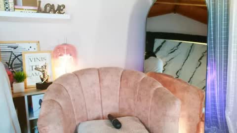 MADISSOONE  online show from February 24, 2:30 am