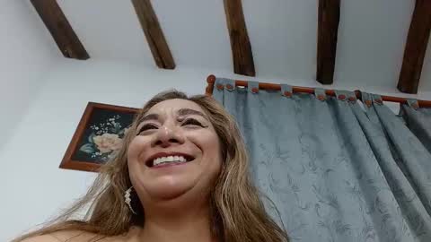 Snapshot of madysonthaylor chatting on January 18, 9:34 am Mady online show from January 18, 9:34 am