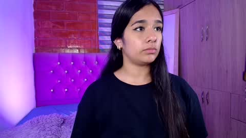 maeena online show from December 5, 7:55 pm