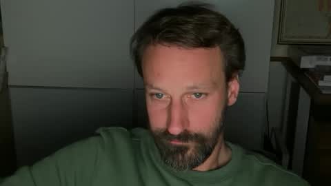 maenu_69 online show from October 31, 9:59 pm