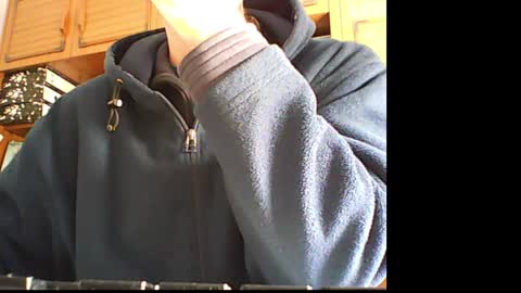 Maestrojedi0 online show from December 18, 10:19 am