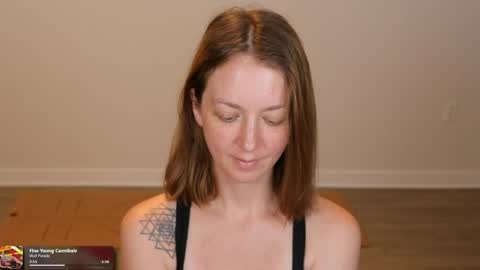 Mae online show from April 12, 2:26 am