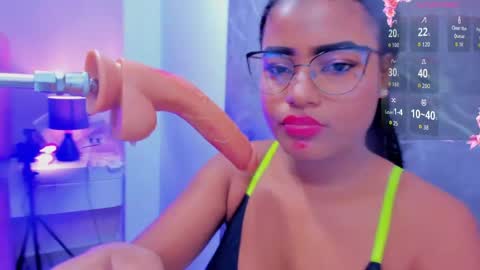 Maria fernada online show from May 21, 11:17 am