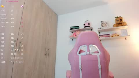 Eva online show from June 3, 1:52 am