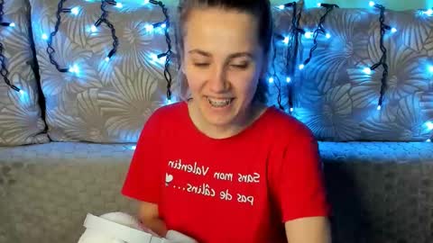 Maggie online show from December 23, 6:19 am