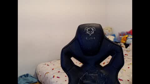 Magdalene Swaggy online show from December 7, 9:06 pm