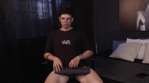 Damian Rivers online show from December 3, 9:59 pm