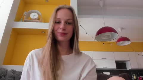 Alice  online show from May 29, 1:09 pm