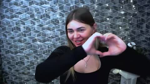 magic_katarina_ online show from November 6, 11:35 am