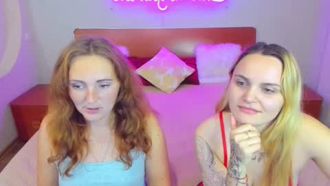 Lili and Bella online show from October 2, 5:12 pm