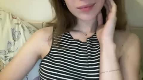 magicgirl50053 online show from April 23, 6:20 pm