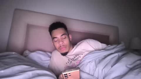 Magicsempai online show from December 2, 3:20 pm