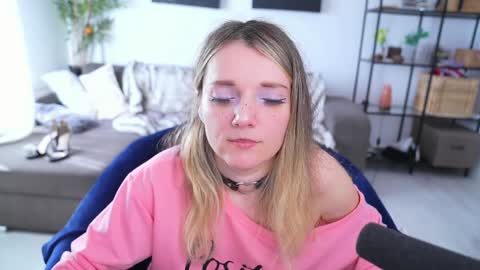 Ami online show from March 11, 1:56 pm