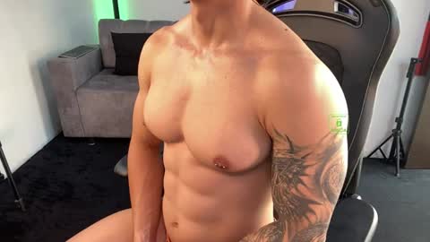 If you want me to use the Lovense please let me know  --    online show from May 21, 6:14 pm