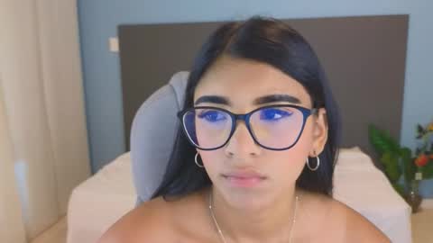 Maiaa Ruiz  online show from October 23, 2:51 pm