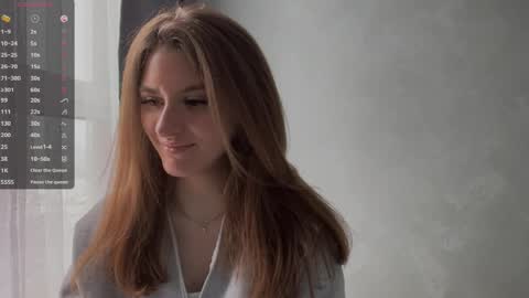 M I A online show from April 5, 8:22 am