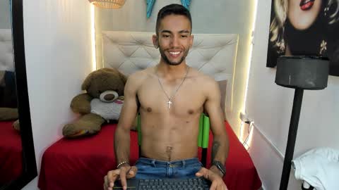 maicolparker0 online show from March 5, 3:54 pm