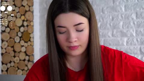 Lucy online show from February 28, 2:04 am