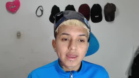 maikjameshot online show from November 24, 4:33 am