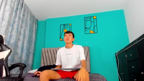 Maikol online show from March 16, 12:31 pm