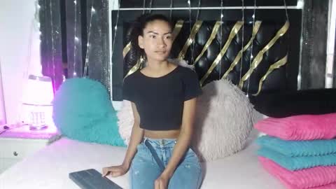 mailyn_gold online show from March 4, 12:02 pm