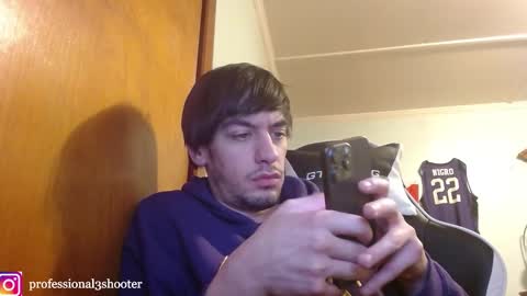 Snapshot of mainecollegeboy chatting on February 21, 7:34 am mainecollegeboy online show from February 21, 7:34 am