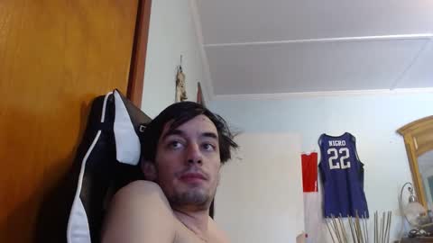 Snapshot of mainecollegeboy chatting on March 11, 4:51 pm mainecollegeboy online show from March 11, 4:51 pm