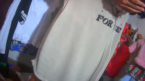 maite2020 online show from December 14, 2:21 pm