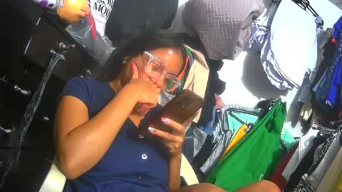 maite2020 online show from December 8, 11:51 pm