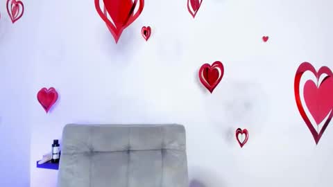 mai  online show from February 11, 2:59 am