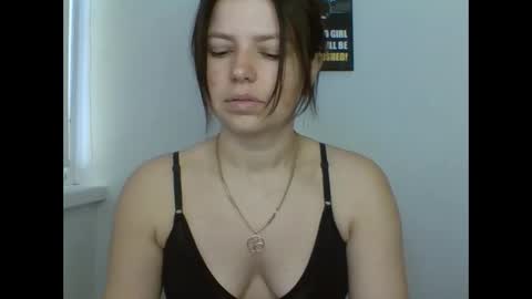 make_mesmile online show from May 15, 6:55 am
