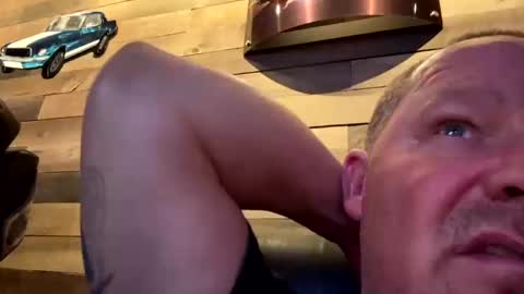 makeyousquirt1969 online show from October 13, 6:04 am