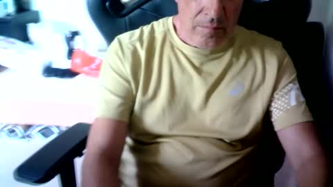 makis8989 online show from September 20, 11:35 am