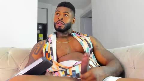 Makonnen online show from November 1, 3:28 am