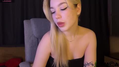 maksisisia online show from March 24, 4:57 pm