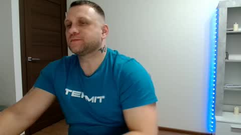 malchyshka online show from February 14, 8:33 pm