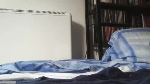 malciii5 online show from September 8, 6:07 pm