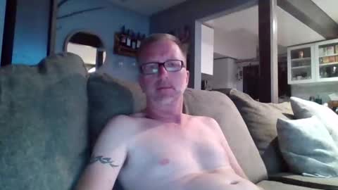 malegingerslut3 online show from June 1, 3:08 am