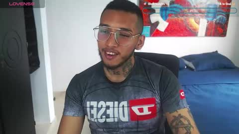 Snapshot of malikzzain chatting on October 31, 2:50 pm Zain Malik online show from October 31, 2:50 pm