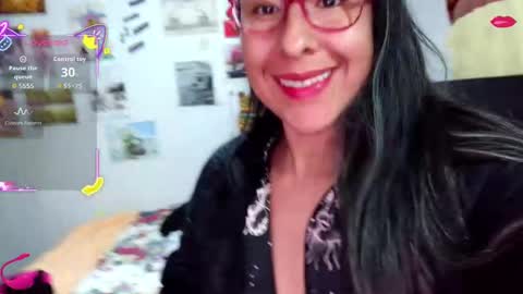 Snapshot of malishka_fox chatting on September 18, 3:32 am Malishka online show from September 18, 3:32 am
